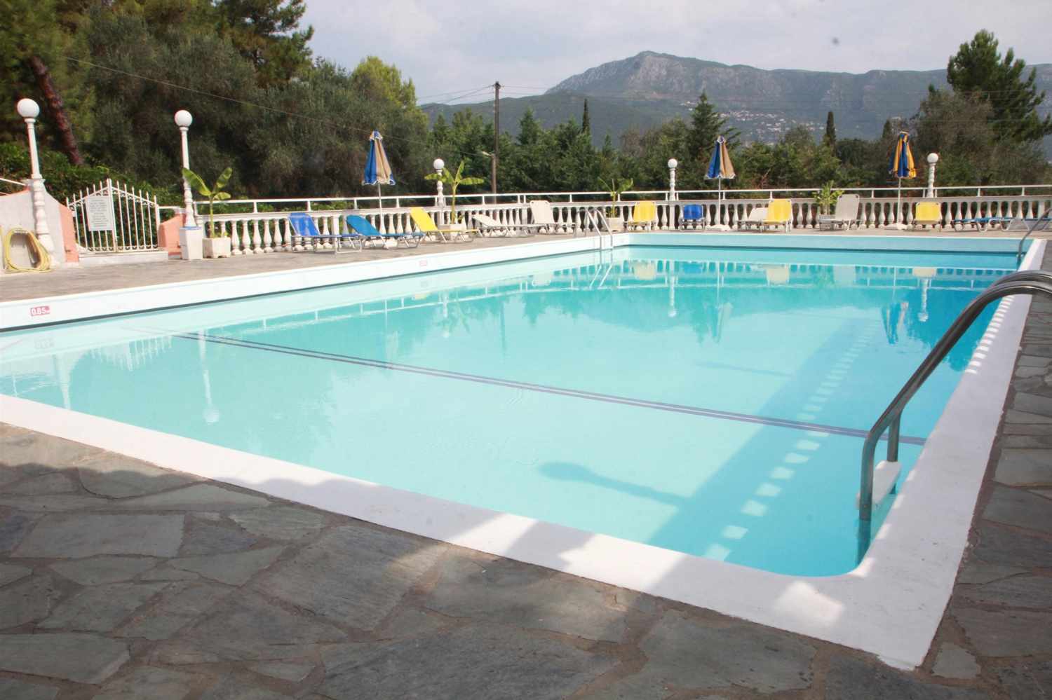 Victoria Hill Hotel image 2