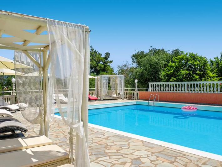 Victoria Hill Hotel in Dassia - foto 4