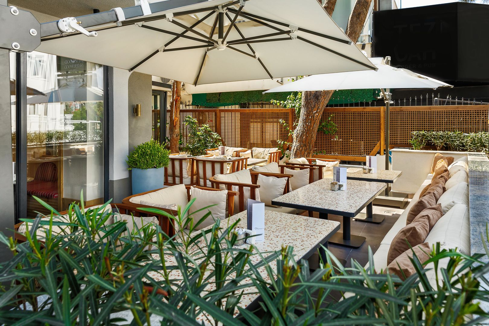 Sherwood Premio Hotel image 2