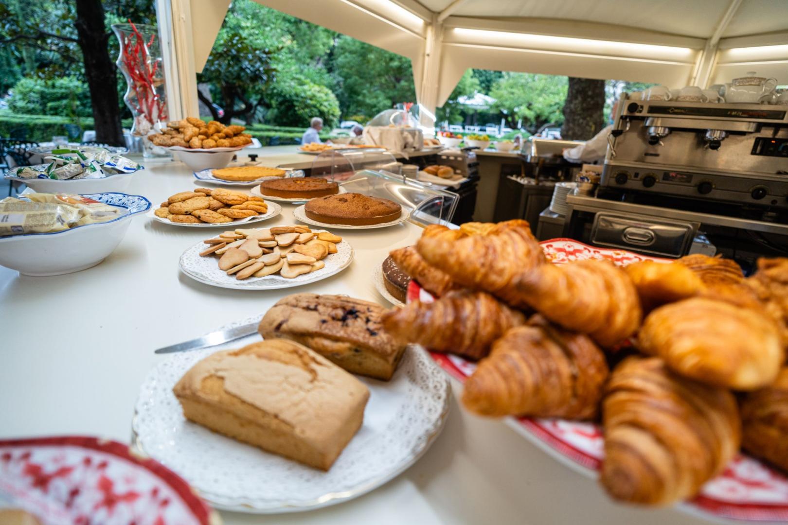 Grand Hotel Villa Balbi image 3