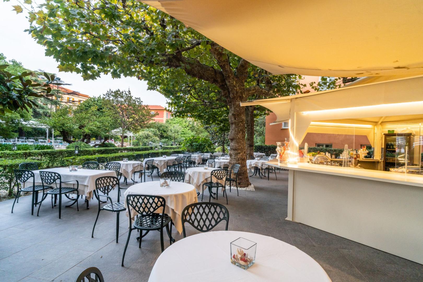 Grand Hotel Villa Balbi image 2