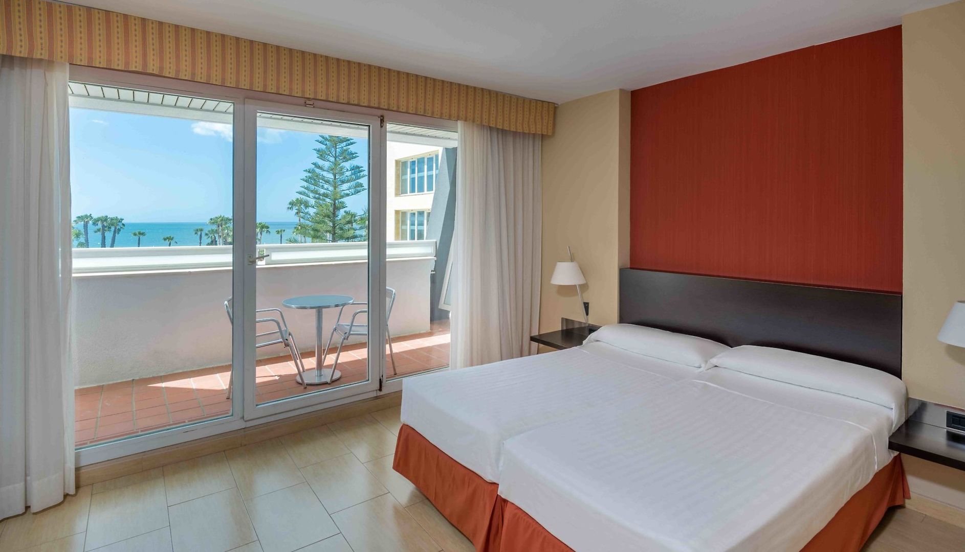 Hotel ILUNION Istlantilla foto 15