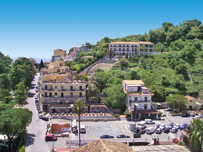 Villa Bianca Resort