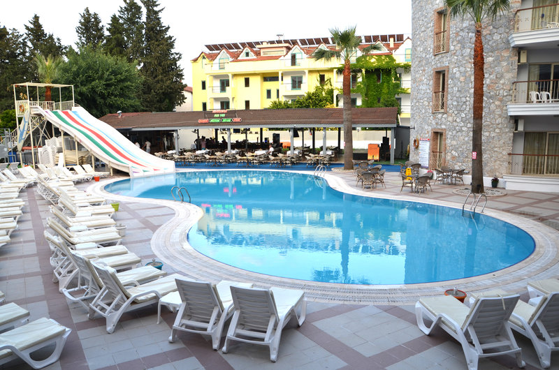 Alenz Hotel Apartments image 3