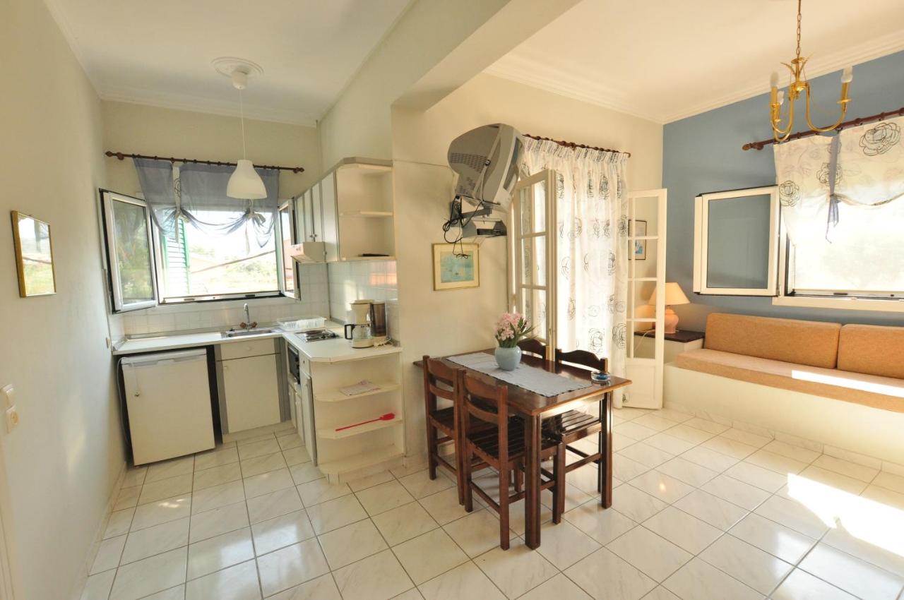 Elena Apartments Corfu in Acharavi - foto 3