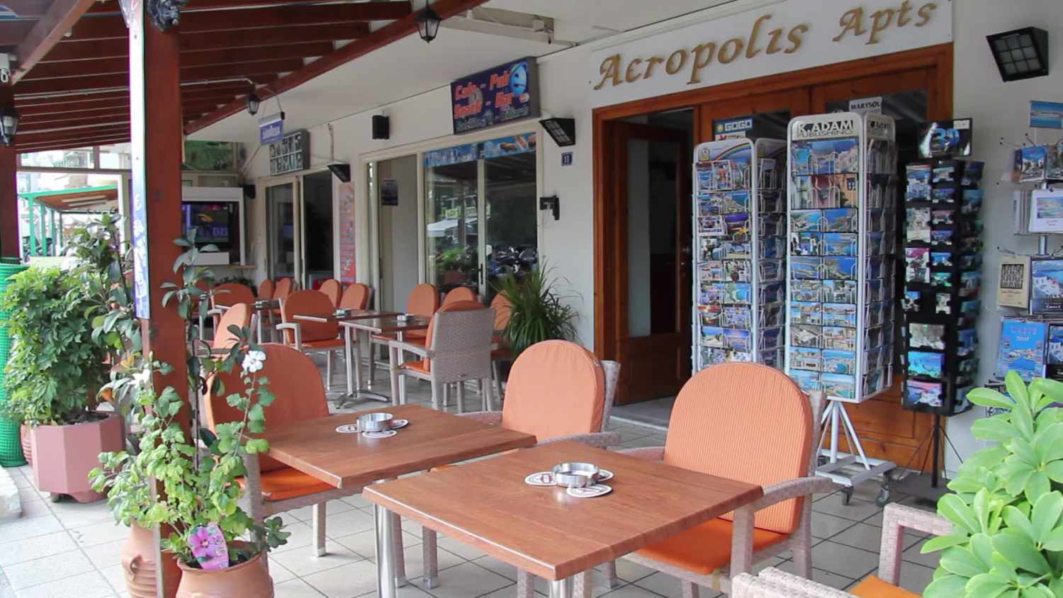 Acropolis Apartments image 1