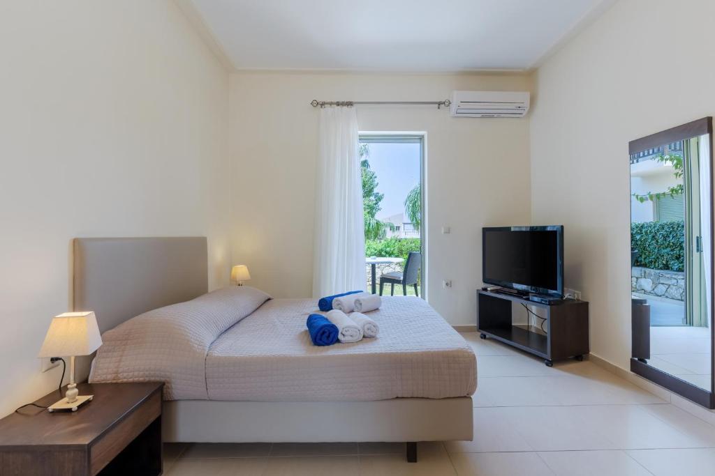 Plakias Cretan Resorts image 2