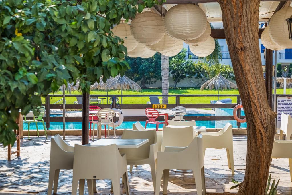 Captain Karas Holidays Apartments foto 9