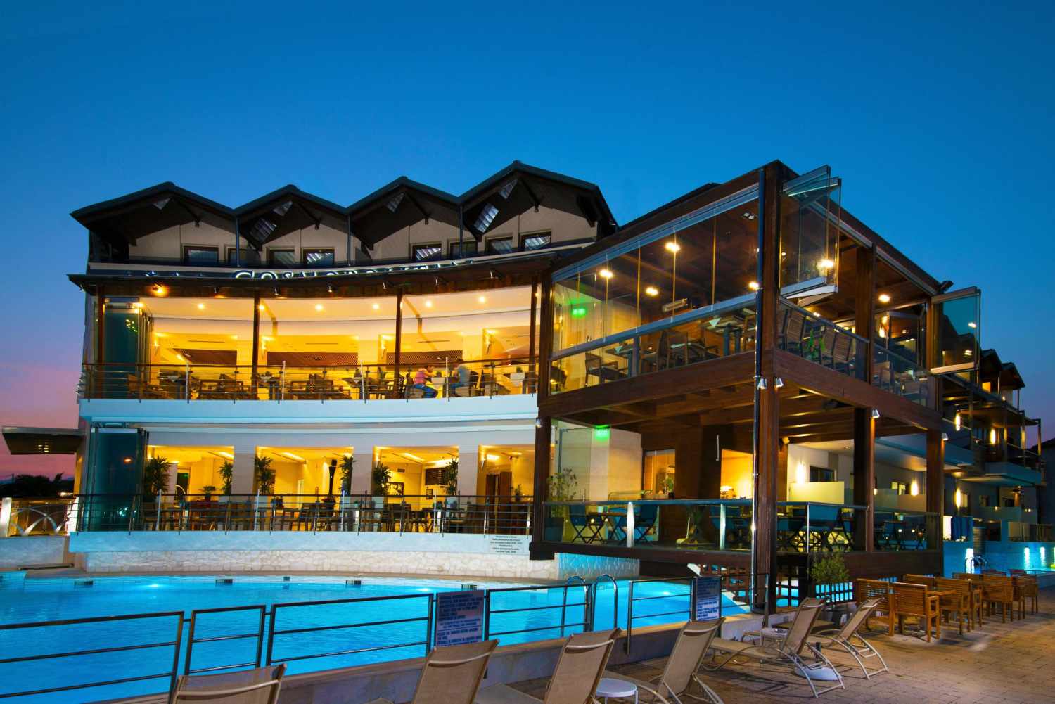 Cosmopolitan Hotel & Spa.