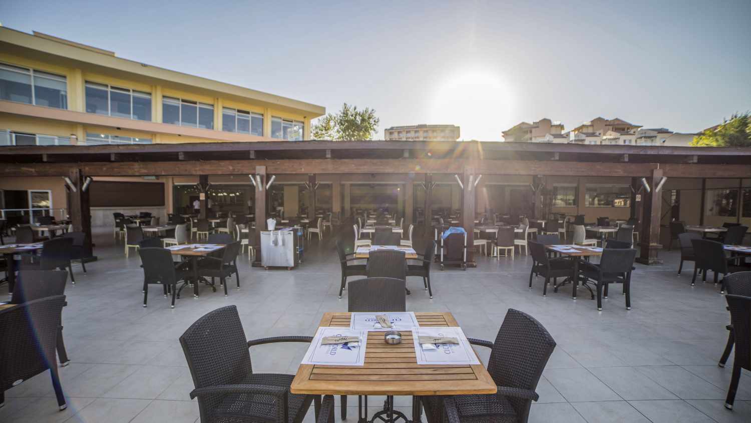 Unique Residence Hotel Golf & Spa image 3