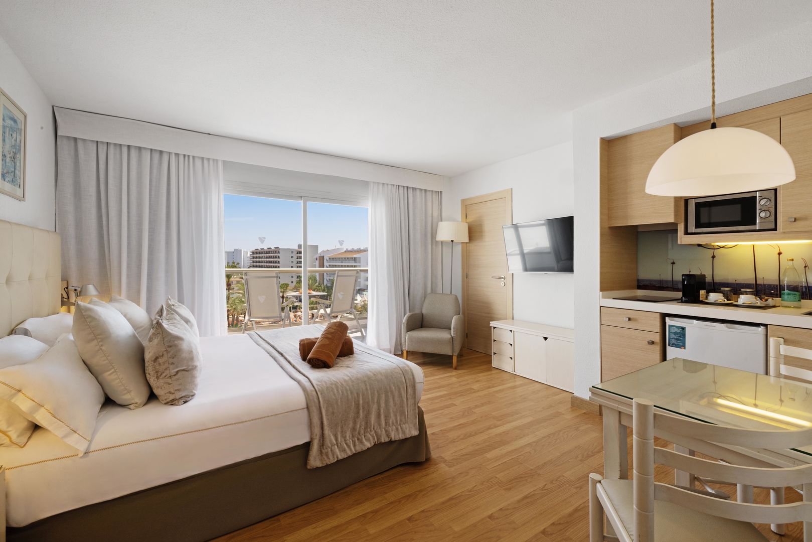 VIVA Sunrise image 1