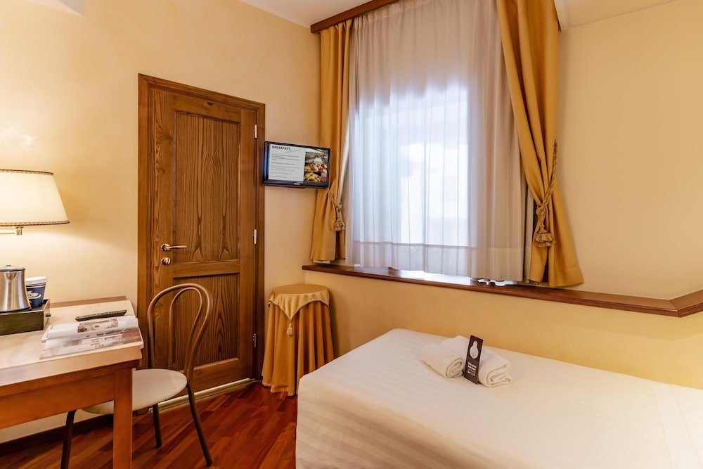 B&B HOTEL Firenze Pitti Palace al Ponte Vecchio foto 18