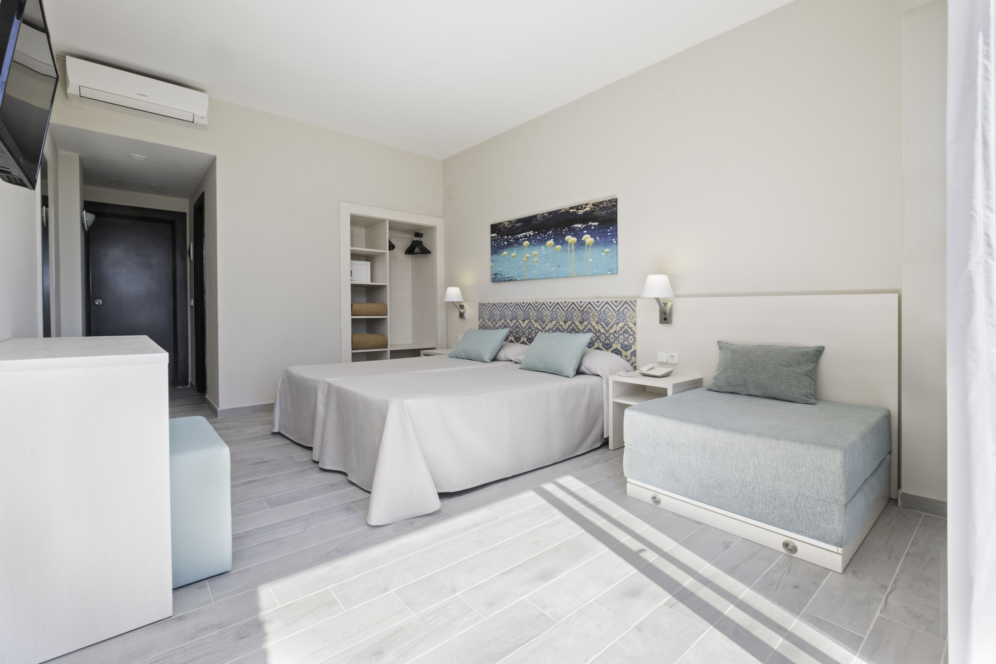 azuLine Hotel Llevant foto 30