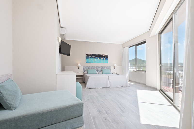 azuLine Hotel Llevant foto 37