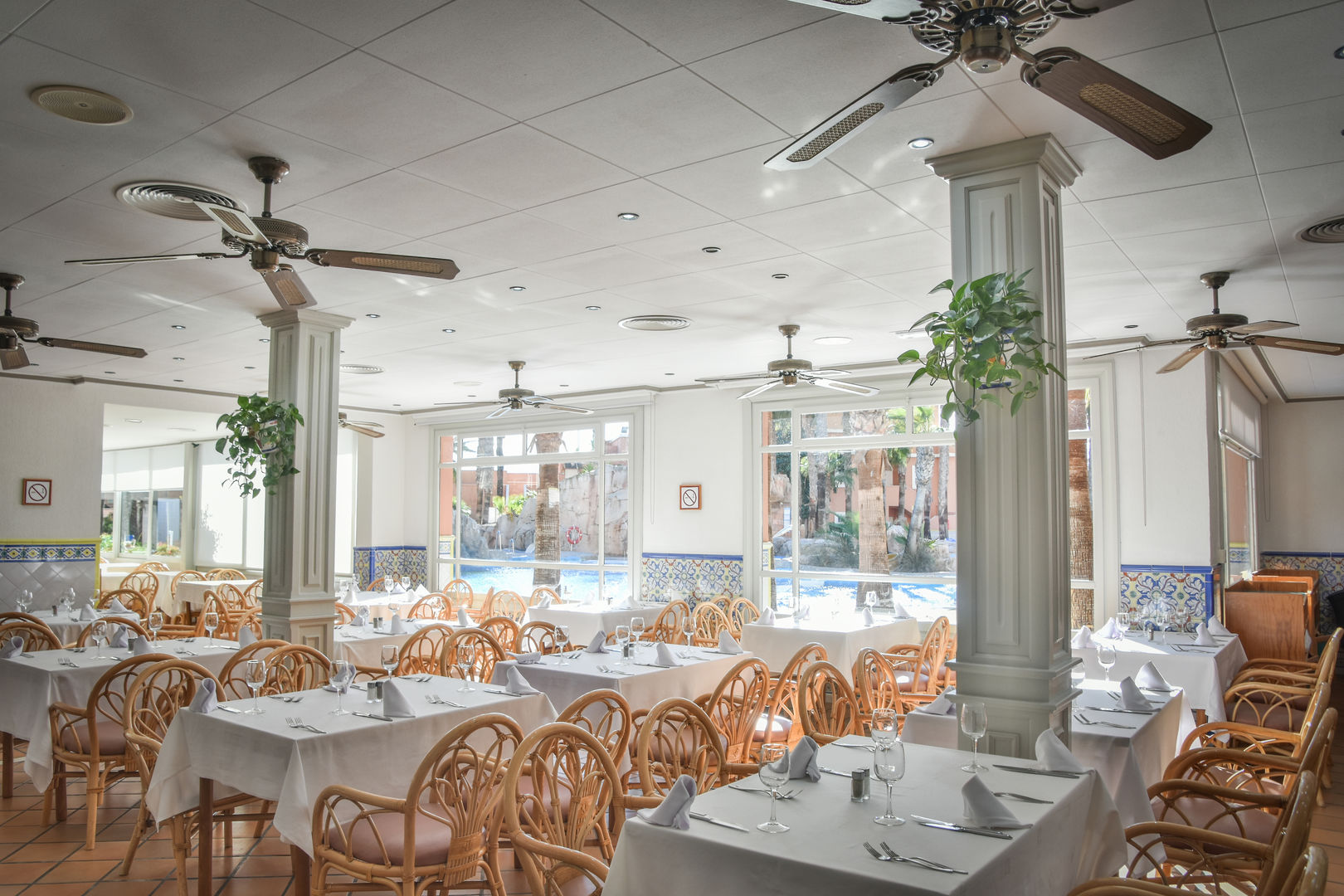 Playacapricho Hotel image 3