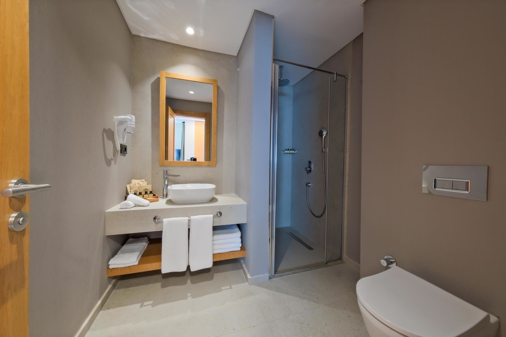 Siu Collection image 3