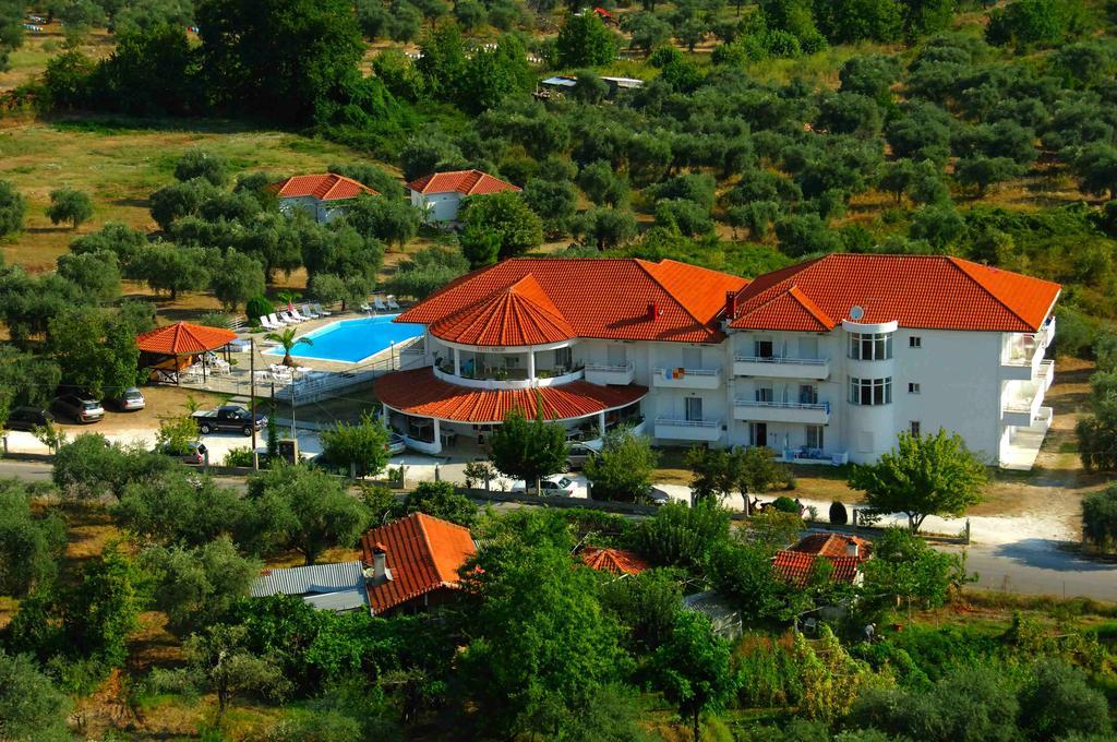 Achilion foto 6