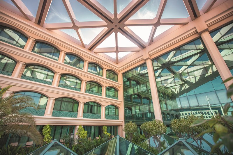 Mövenpick Dubai Grand Al Bustan foto 17