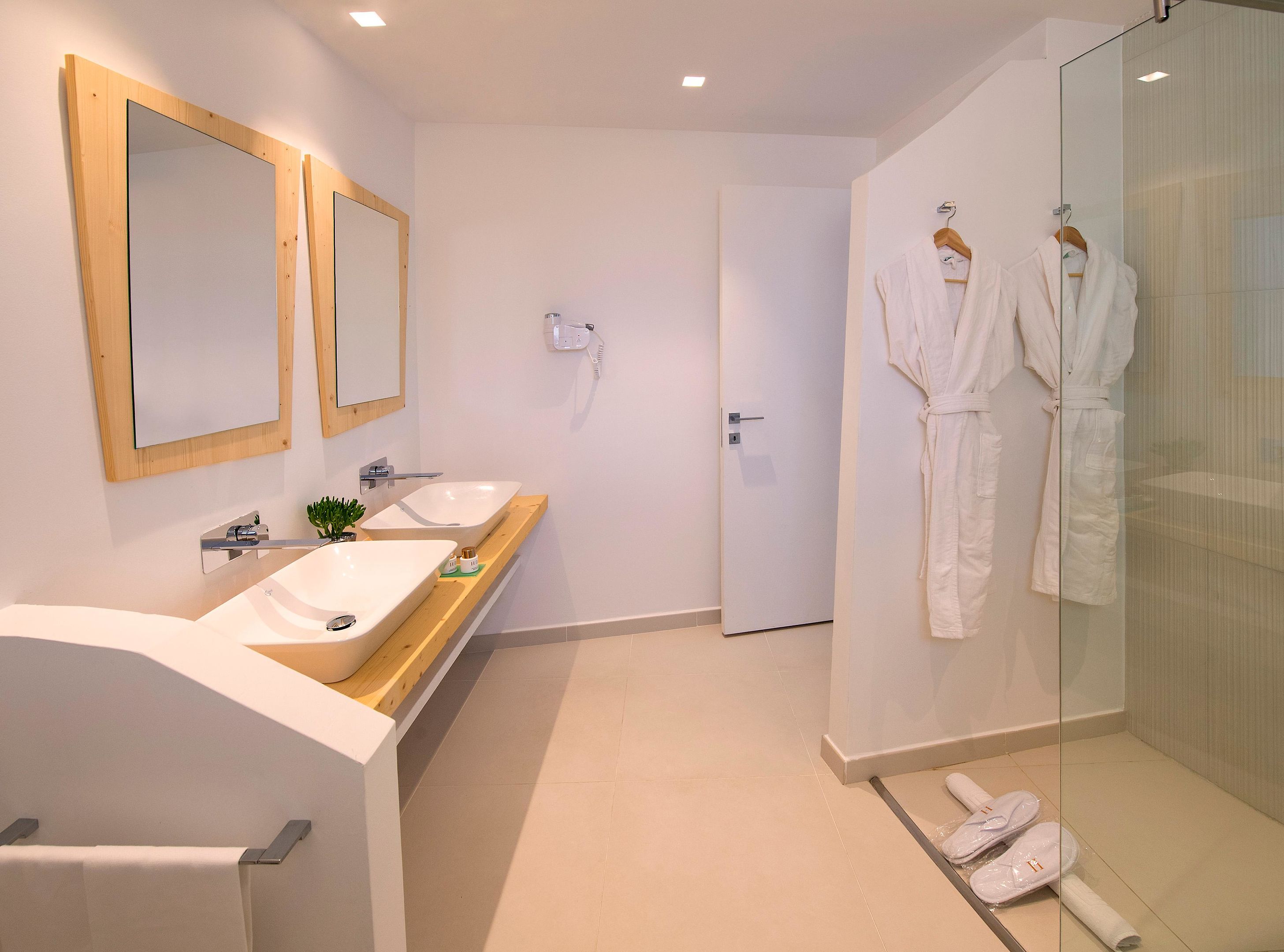 Baia Di Chia Resort Sardinia, Curio Collection by Hilton foto 69