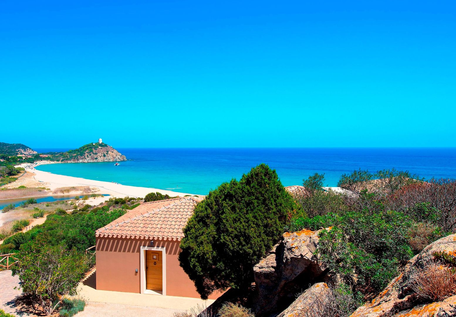 Baia Di Chia Resort Sardinia, Curio Collection by Hilton foto 17