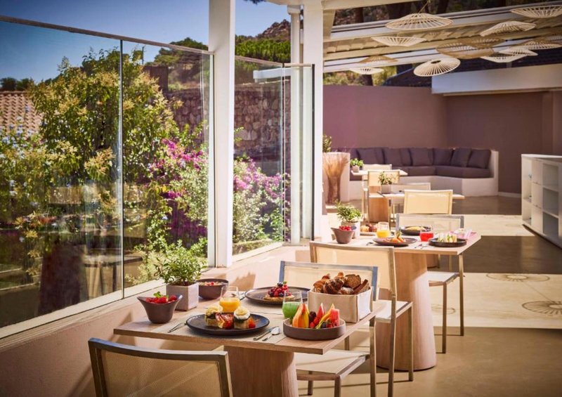 Baia Di Chia Resort Sardinia, Curio Collection by Hilton foto 115