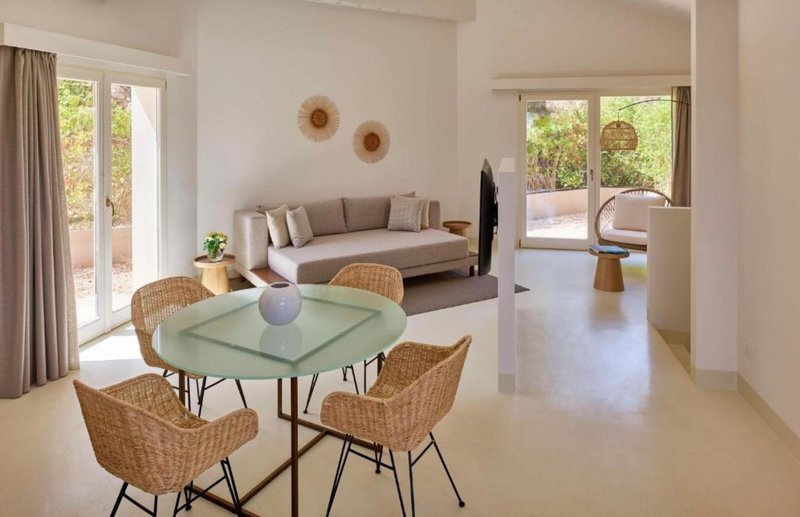 Baia Di Chia Resort Sardinia, Curio Collection by Hilton foto 109