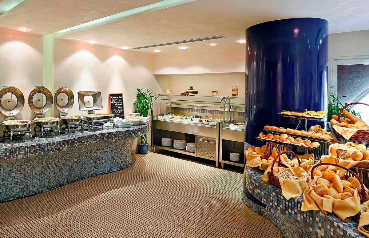 City Seasons Al Hamra Abu Dhabi image 2