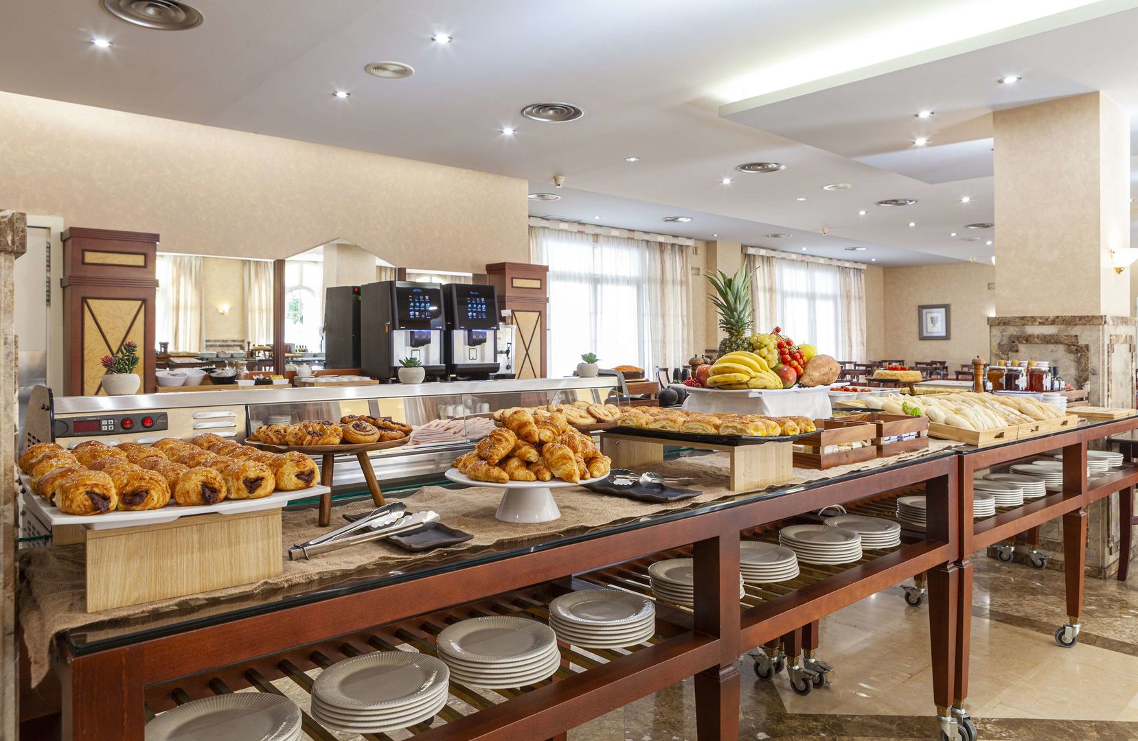 Hotel Macià Alfaros image 3