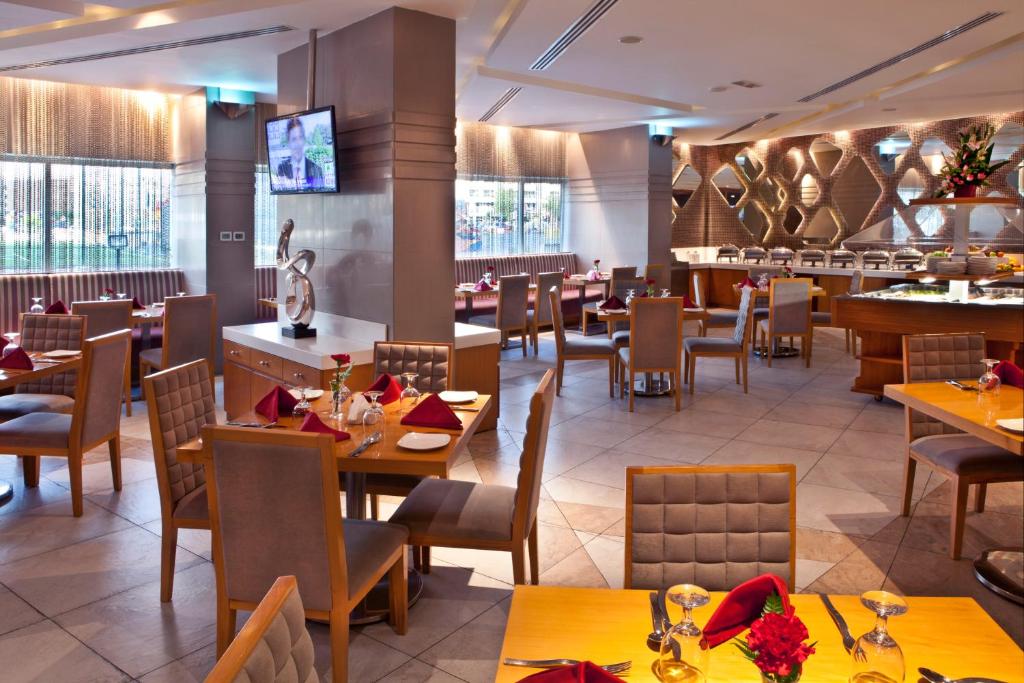 Landmark Grand Deira image 3