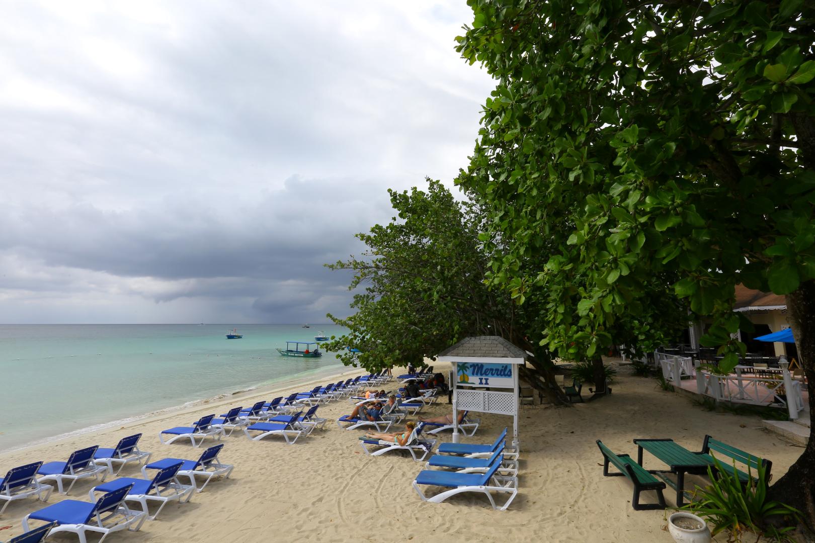 Merril's Beach Resort II foto 18