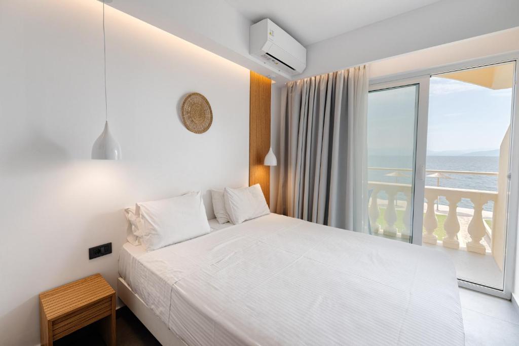 Pontikonisi Hotel & Suites foto 14