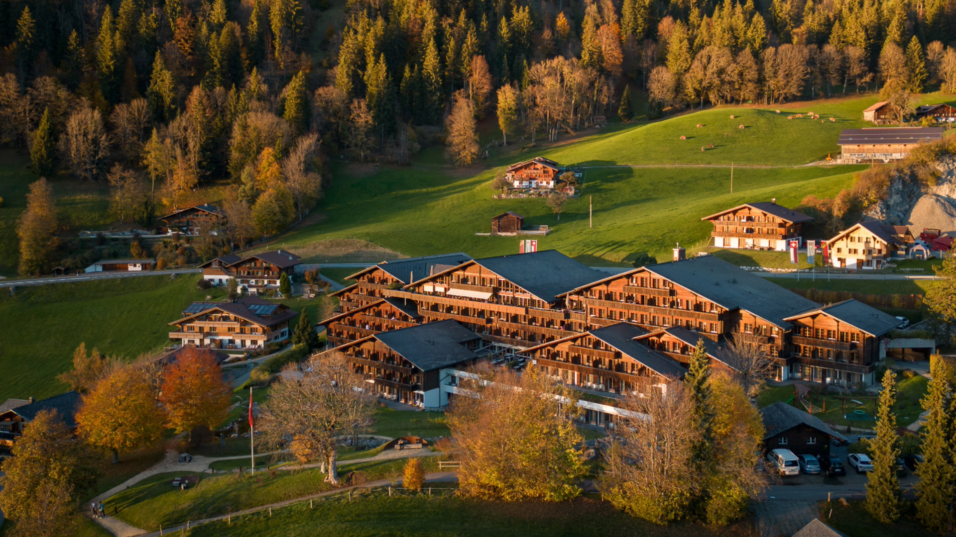 HUUS Hotel Gstaad foto 2