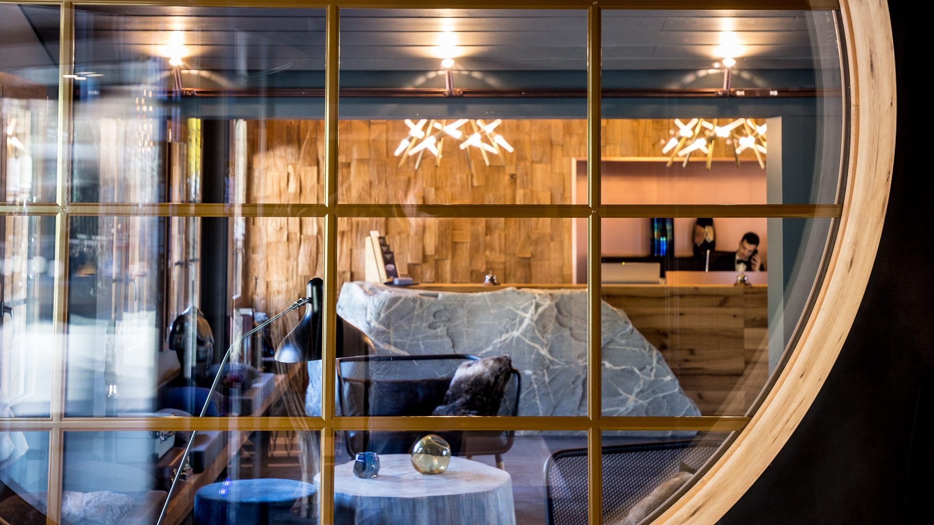 HUUS Hotel Gstaad foto 36