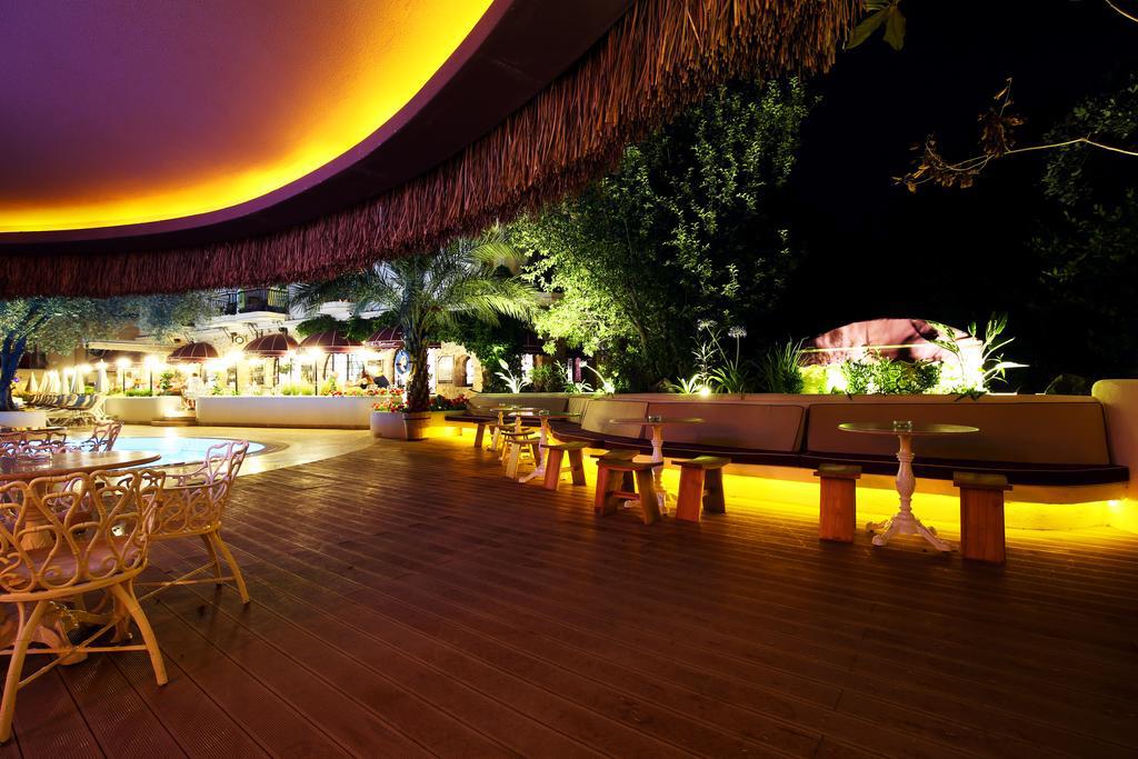 The Pinehill Hotel & Suites image 3