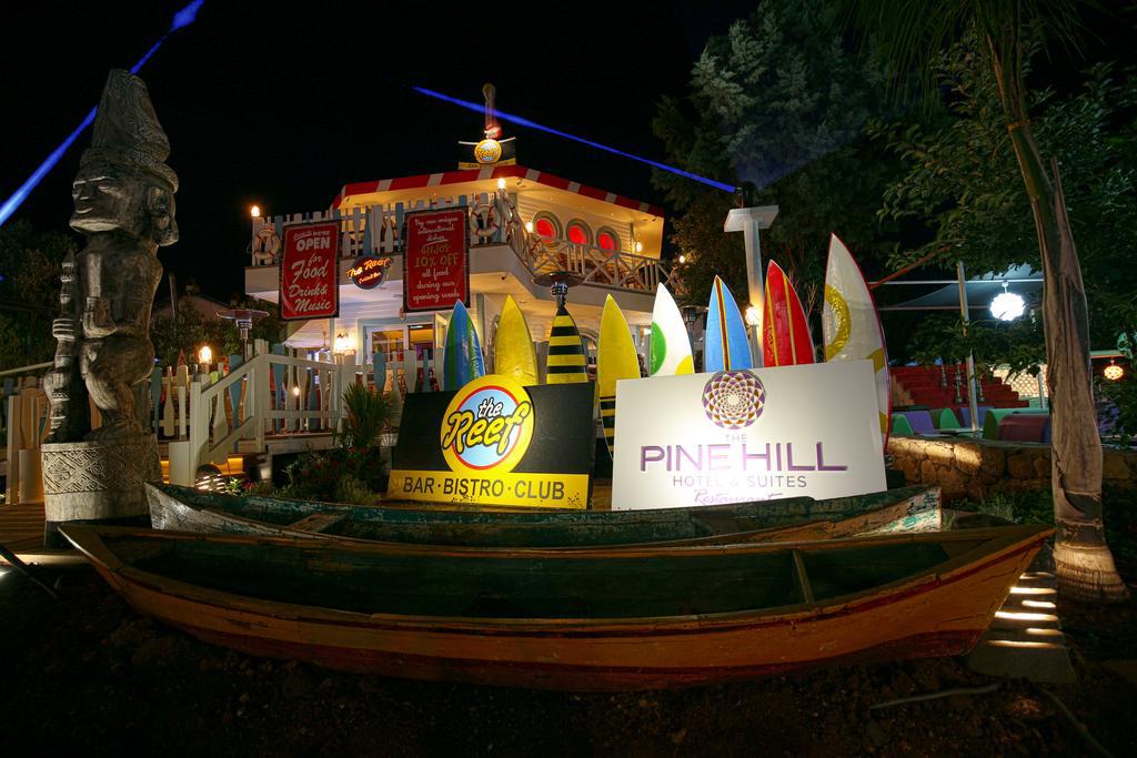 The Pinehill Hotel & Suites foto 15