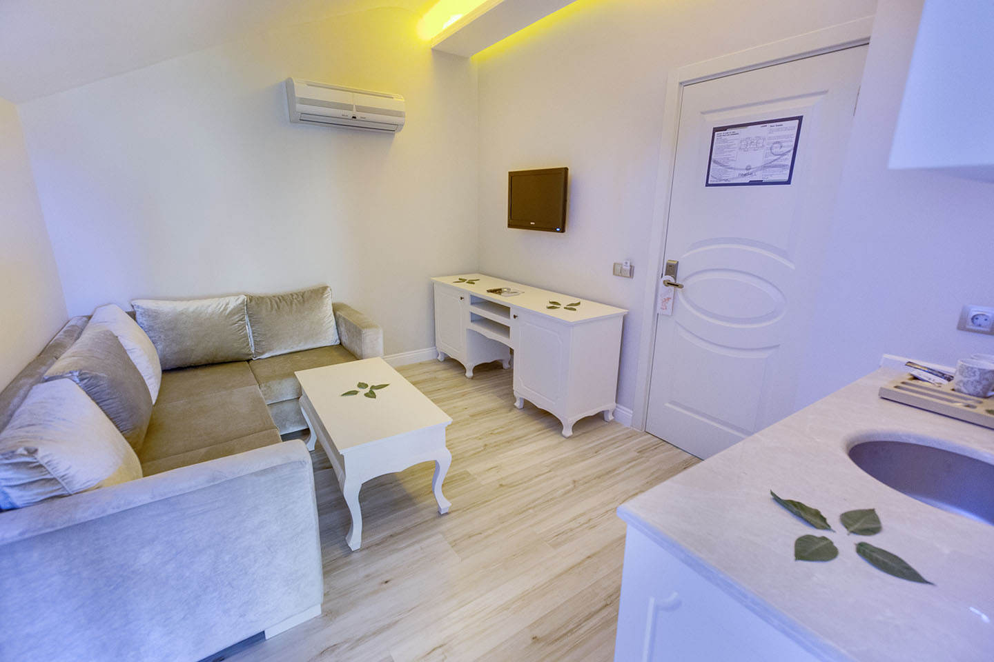 The Pinehill Hotel & Suites foto 24