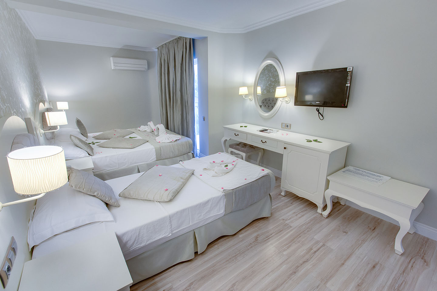 The Pinehill Hotel & Suites foto 32
