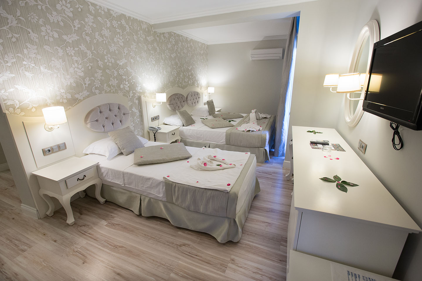 The Pinehill Hotel & Suites foto 33