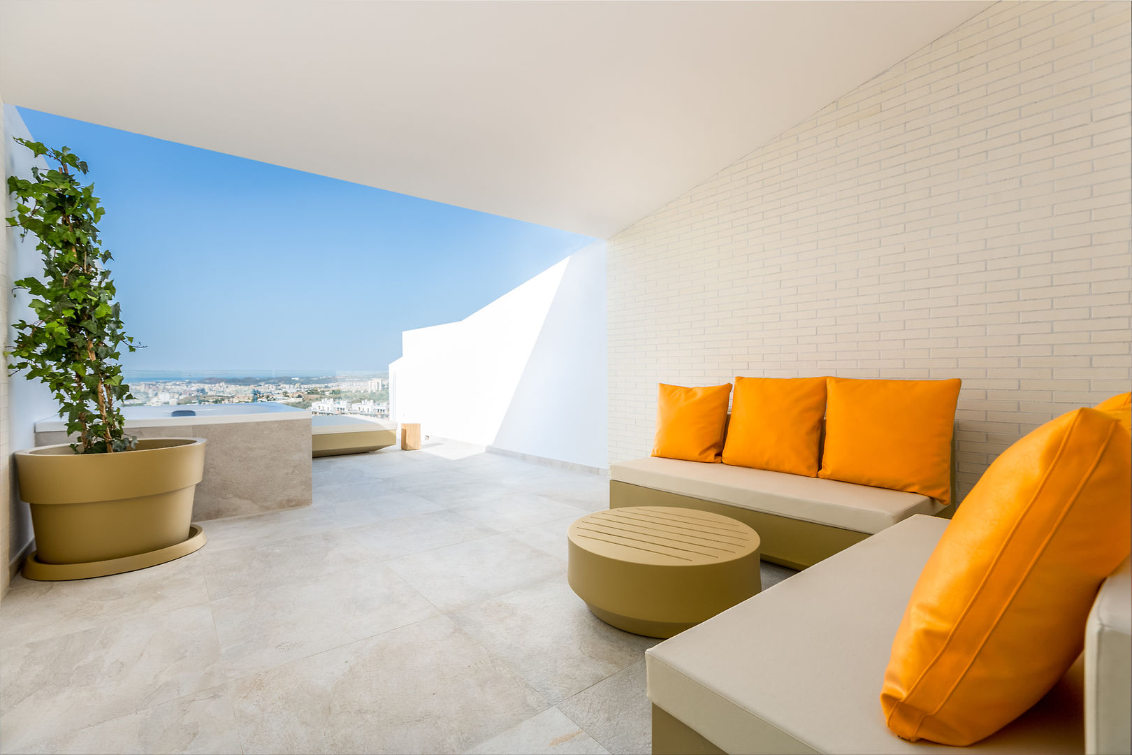 Higueron Hotel Malaga, Curio Collection by Hilton foto 10