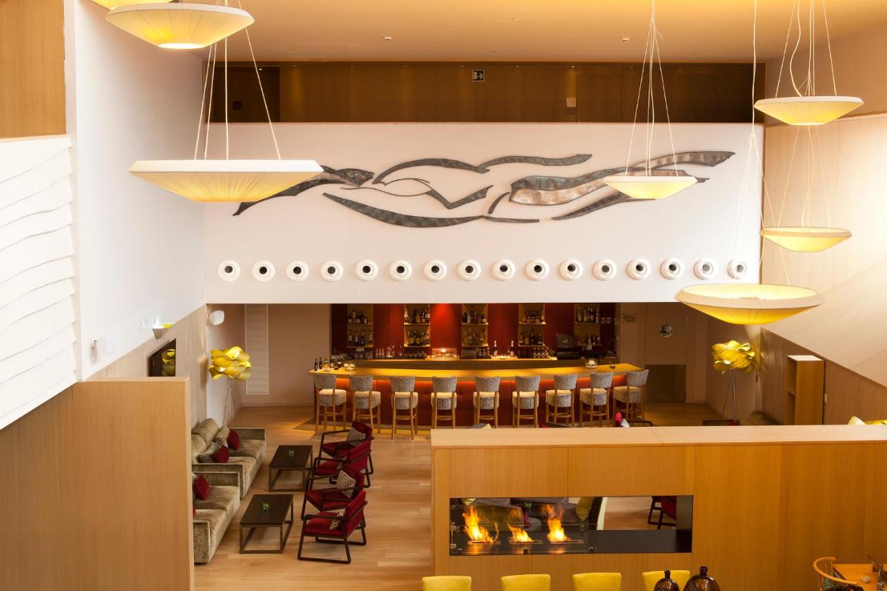 Atenea Port Barcelona Mataró image 2