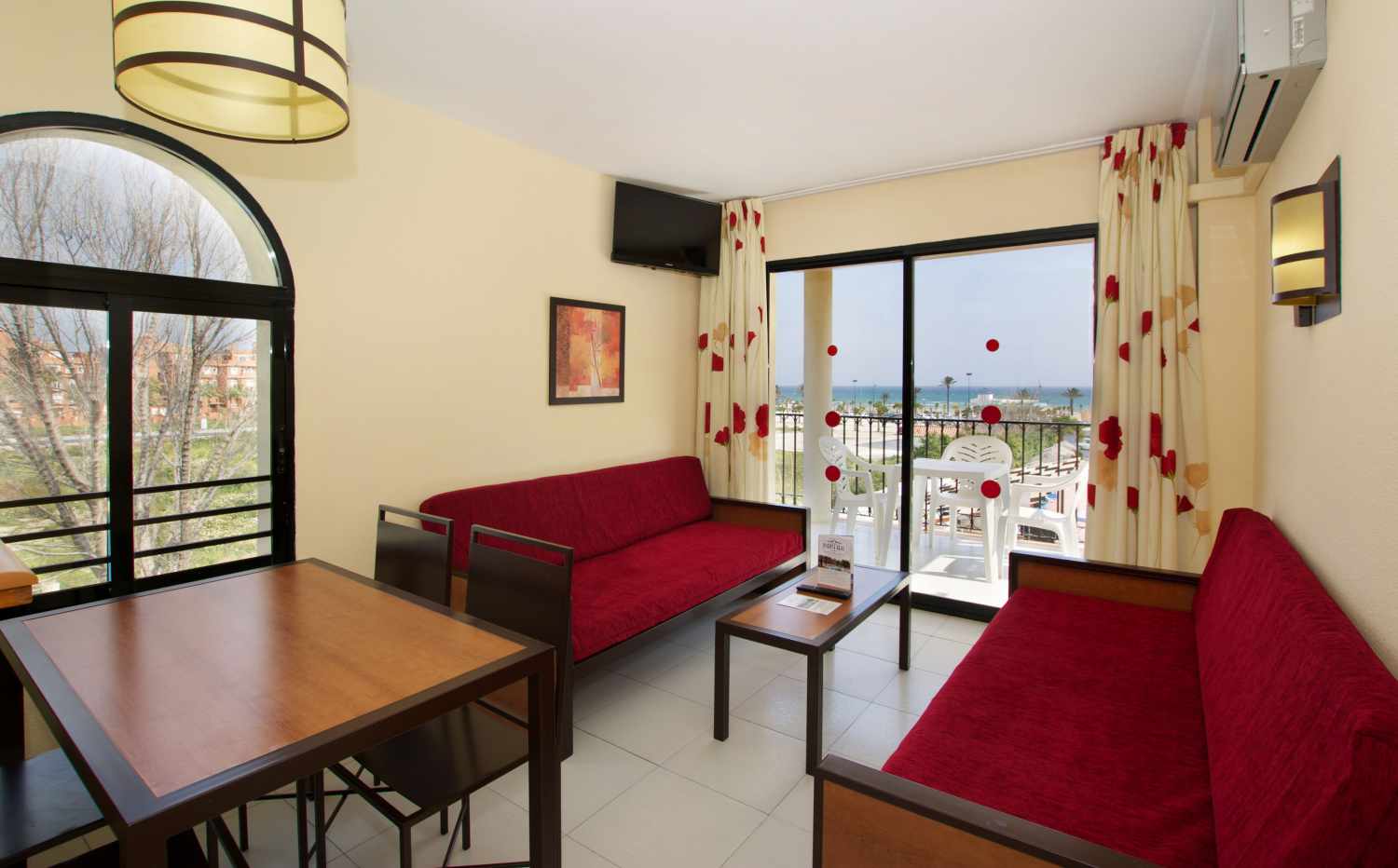 Hotel Puente Real image 2