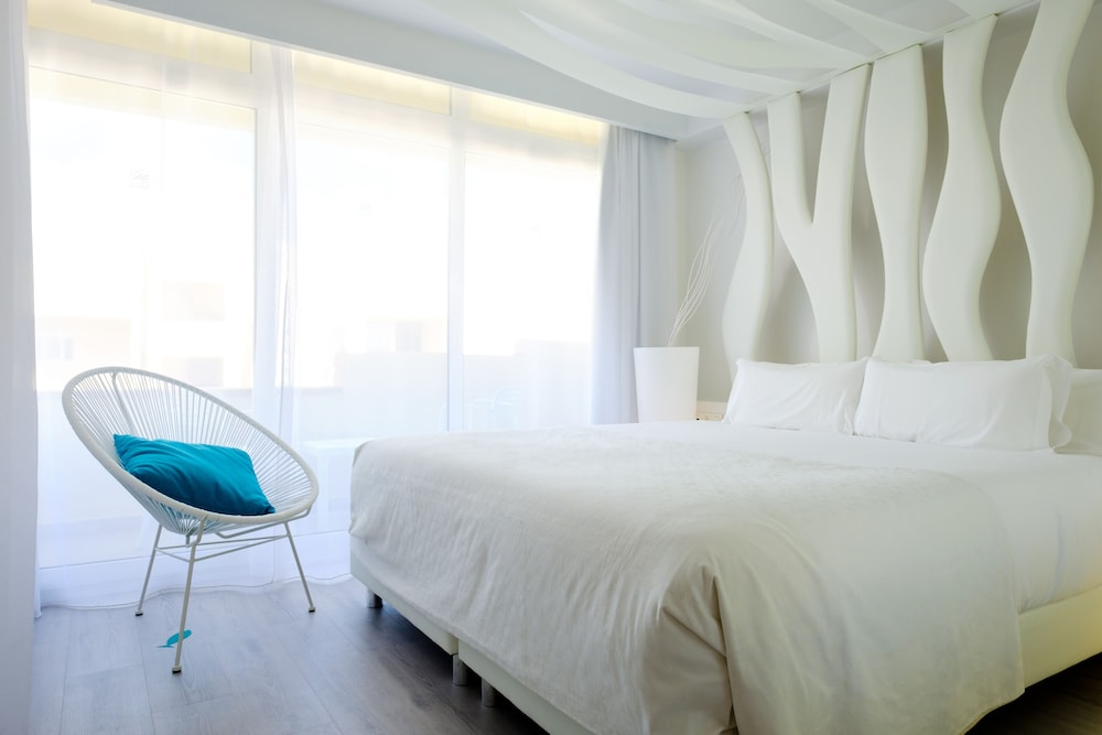 Paya Apartamentos Portu Saler image 3
