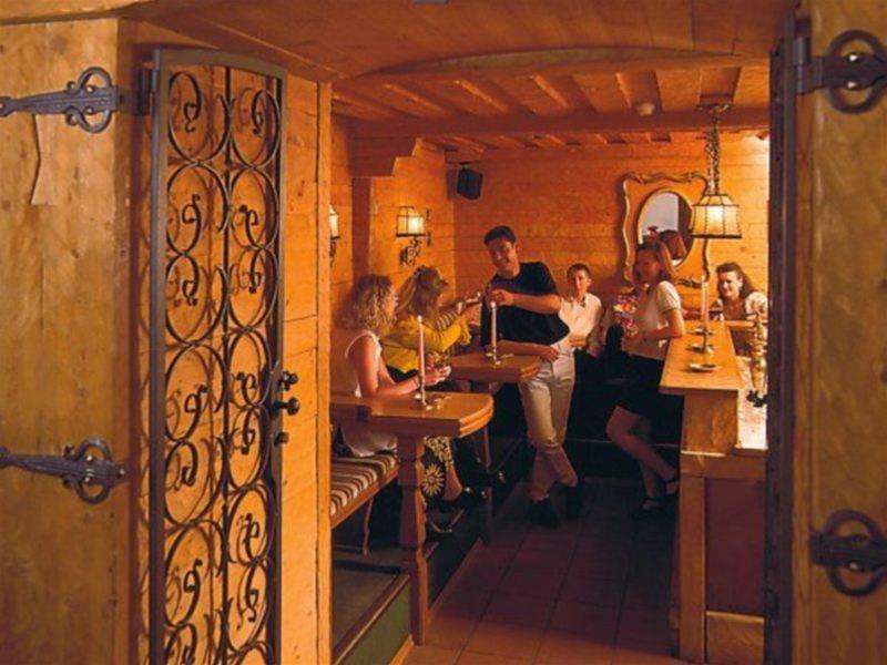 Berghotel Basur foto 4