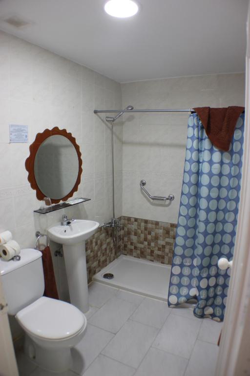 Apartamentos La Pirámide foto 10