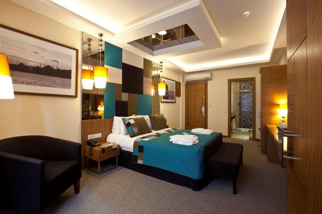 Collage Pera Hotel foto 19