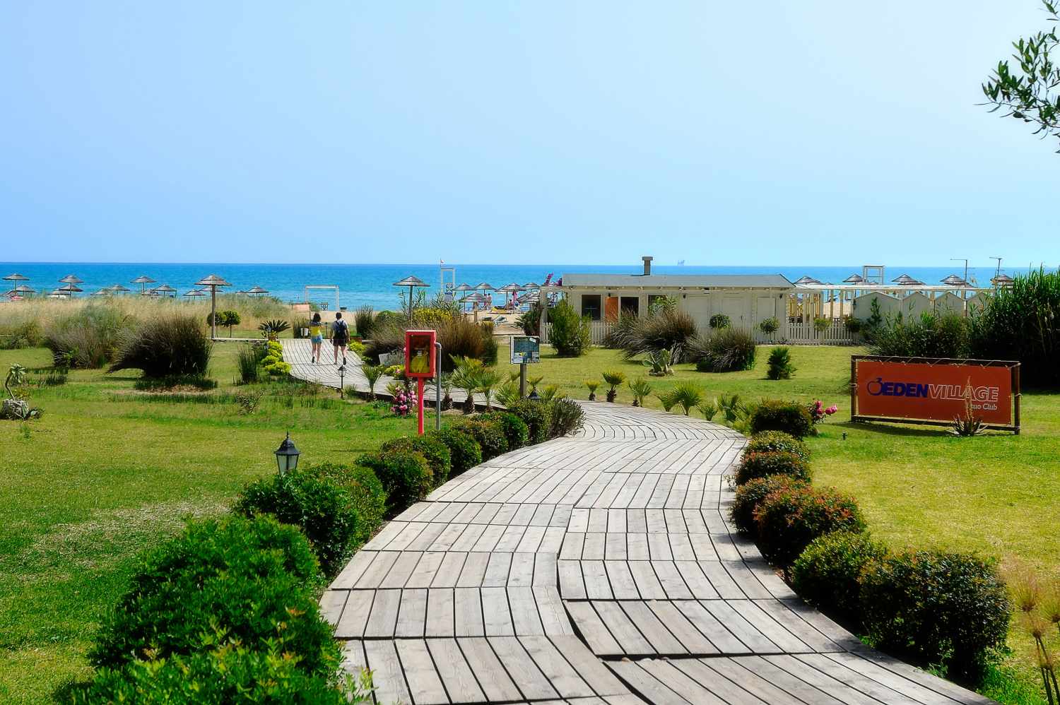 Sikania Eco Resort image 2