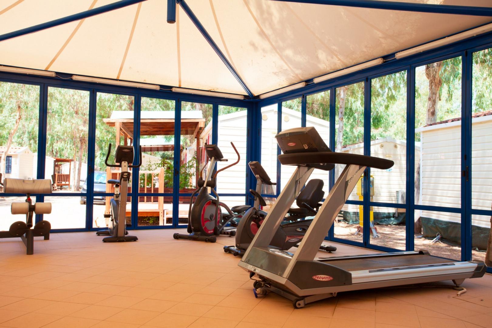 Fitnessruimte met cardio-apparaten — Camping Village Laguna Blu