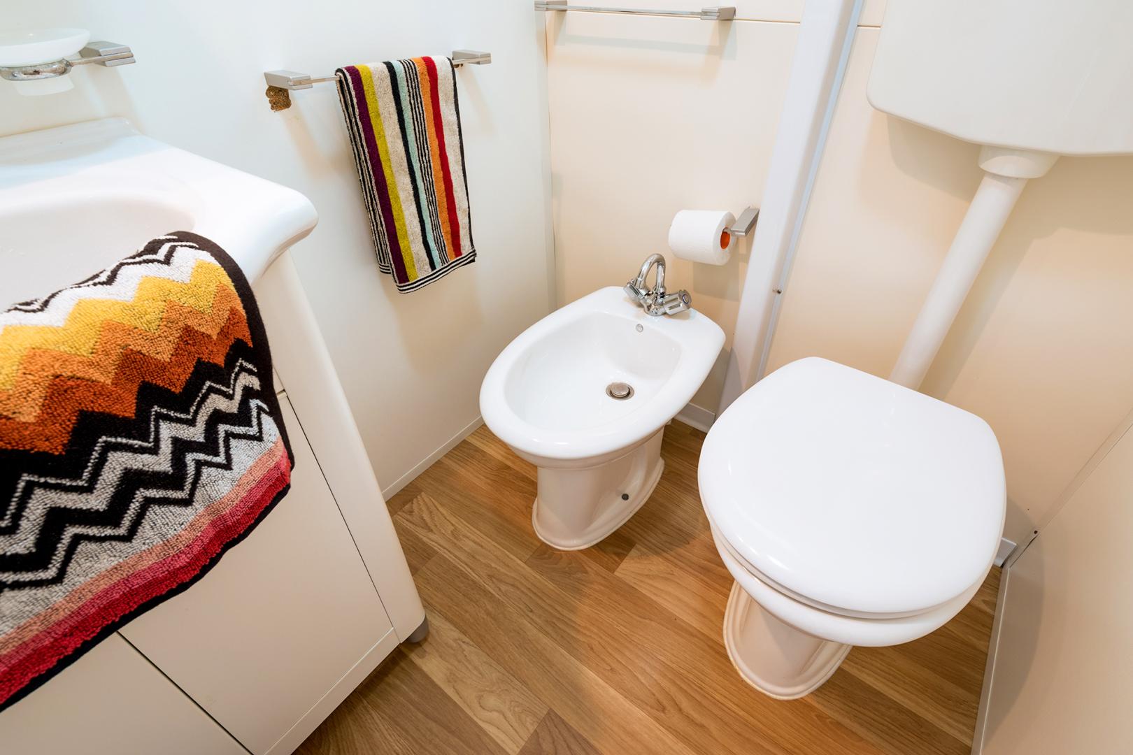 Marmeren badkamer — Camping Village Laguna Blu