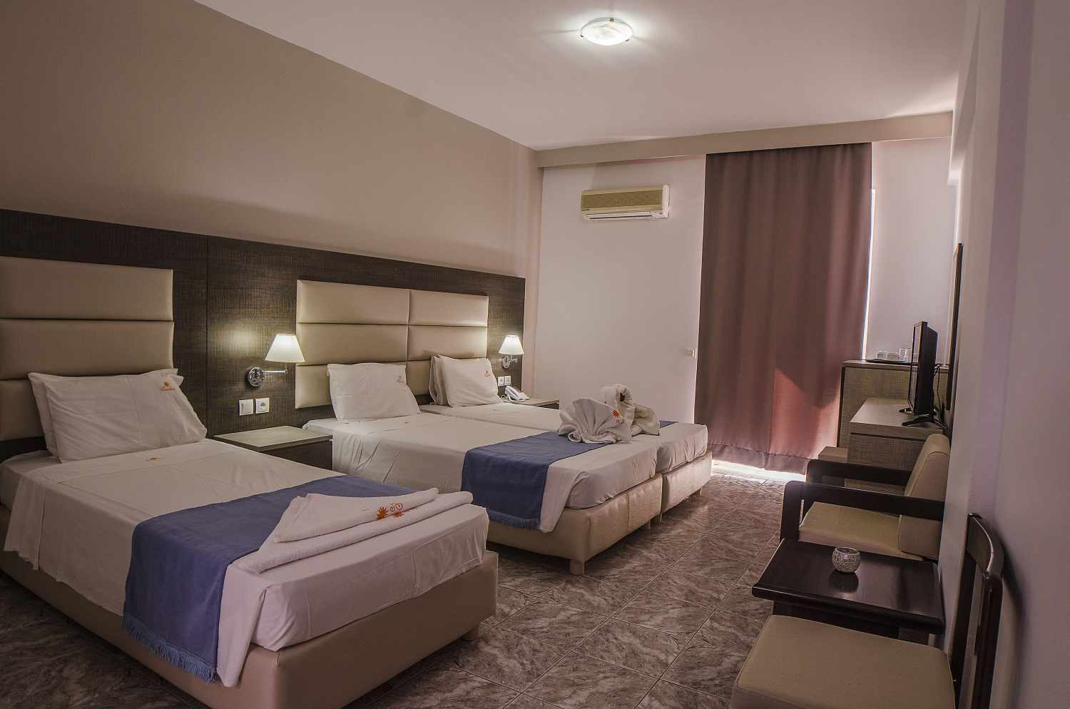 Sunshine Hotel & Apartments foto 16