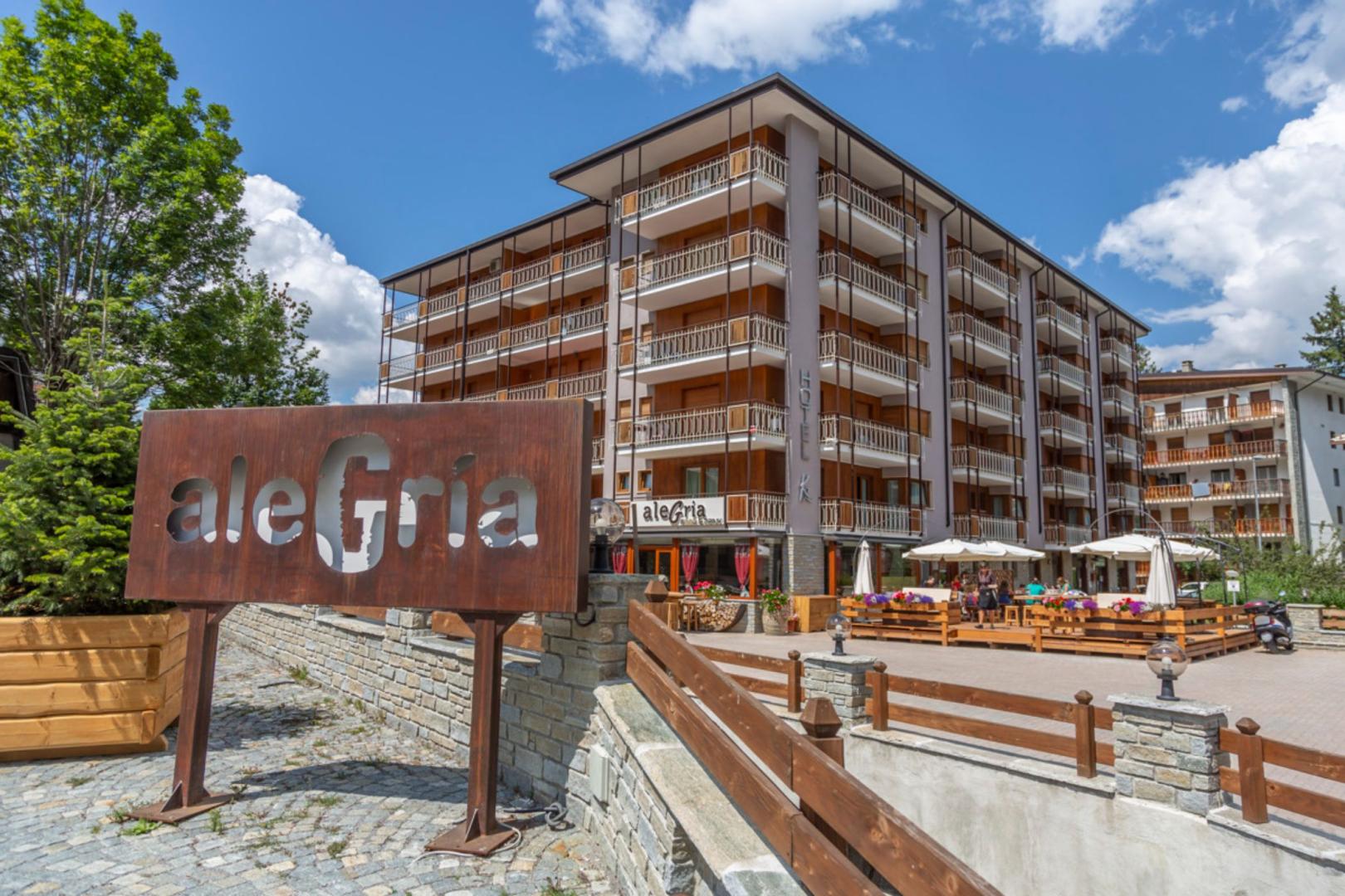 Hotel K2 image 3